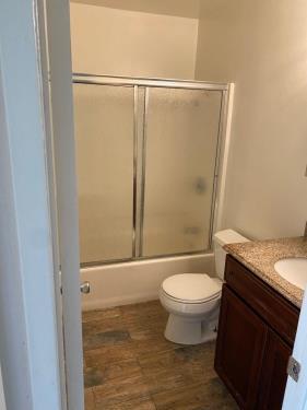 935 W Bishop St, Santa Ana, CA 92703