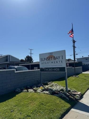 1780 Placentia, Costa Mesa, CA 92627