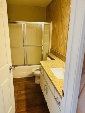 6929 Kester Avenue, Van Nuys, CA 91405