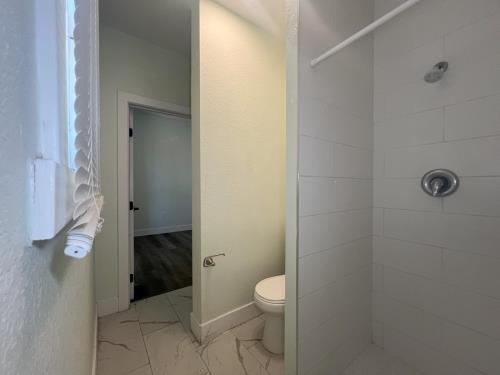 732 E. Santa Clara St., Ventura, CA 93001