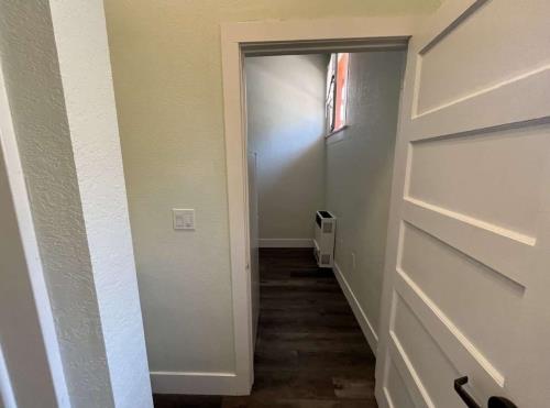 732 E. Santa Clara St., Ventura, CA 93001