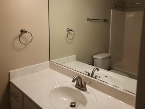 32450 Candlewood Dr, Cathedral City, CA 92234