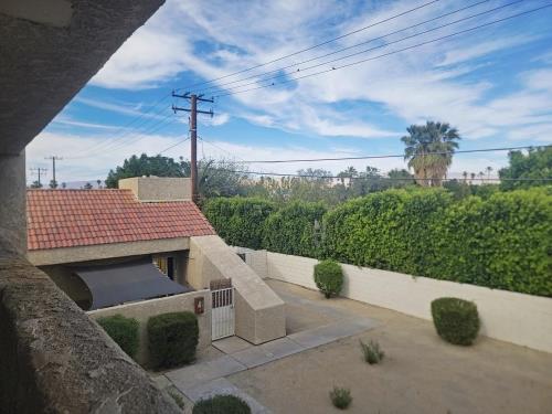 32450 Candlewood Dr, Cathedral City, CA 92234