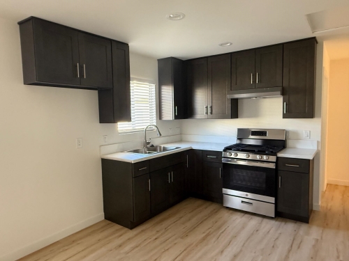 1127 W 252nd St, Harbor City, CA 90710