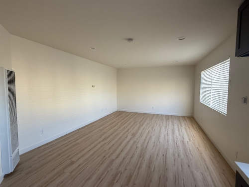 1127 W 252nd St, Harbor City, CA 90710