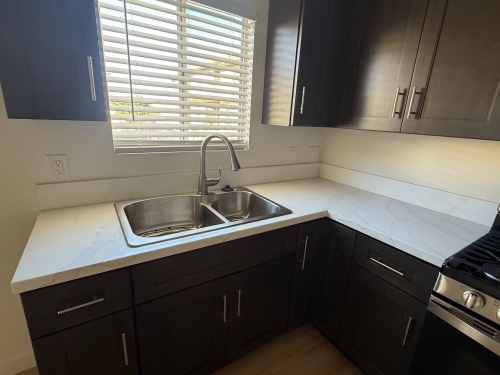 1127 W 252nd St, Harbor City, CA 90710