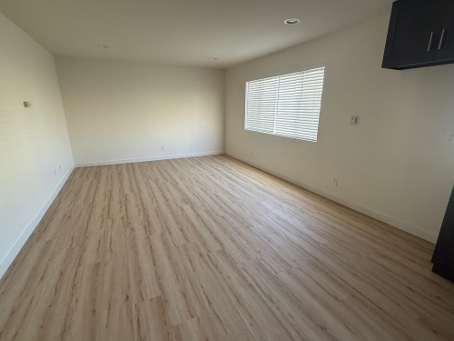 1127 W 252nd St, Harbor City, CA 90710