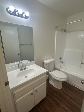 1127 W 252nd St, Harbor City, CA 90710