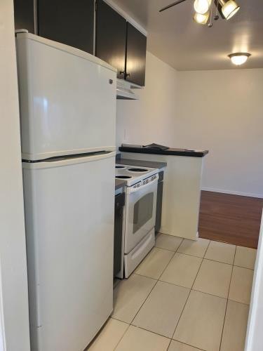 48 Paloma Ave, venice, CA 90291