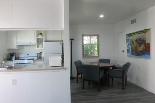 1000 N Hobart Blvd, Los Angeles, CA 90029