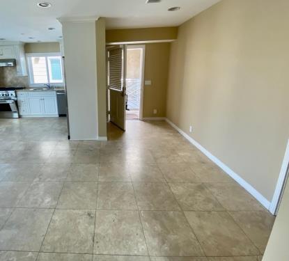 208 41st St, Newport Beach, CA 92663