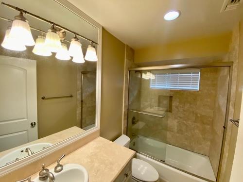 208 41st St, Newport Beach, CA 92663
