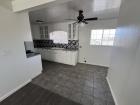 935 W Bishop St, Santa Ana, CA 92703