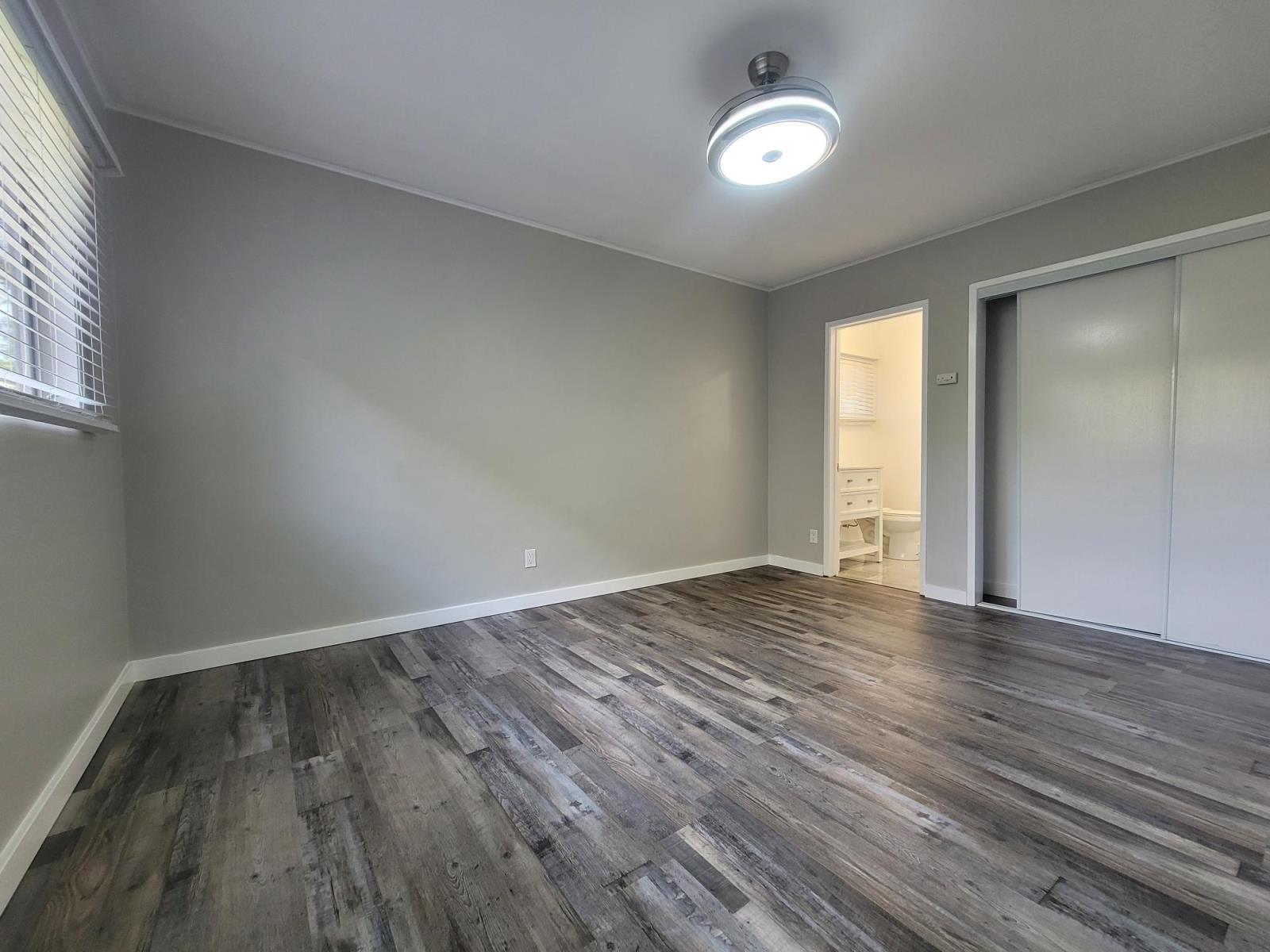 Apartment for rent in Los Angeles, CA 90035, 2 Beds, 2 Baths