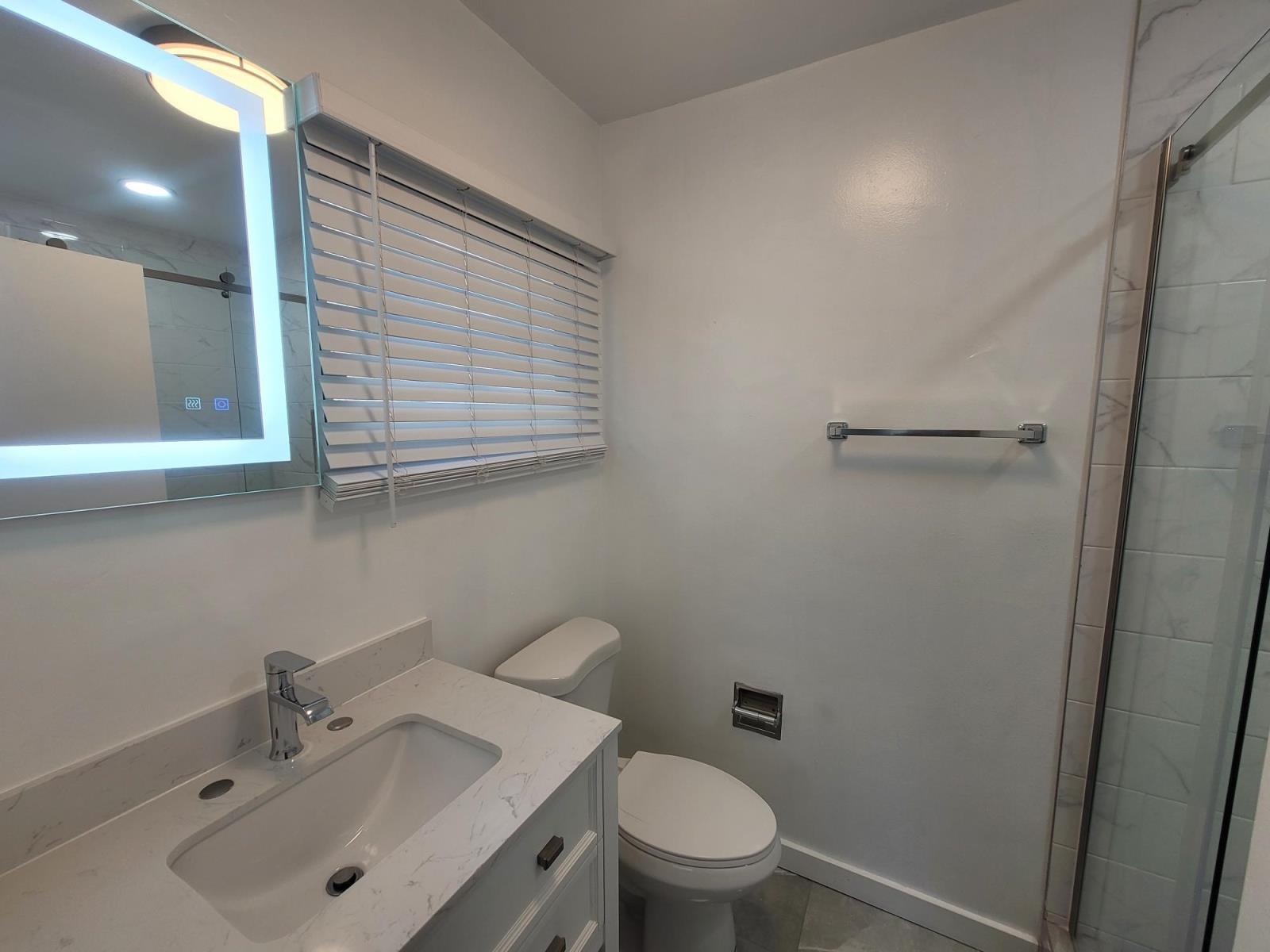 Apartment for rent in Los Angeles, CA 90035, 2 Beds, 2 Baths