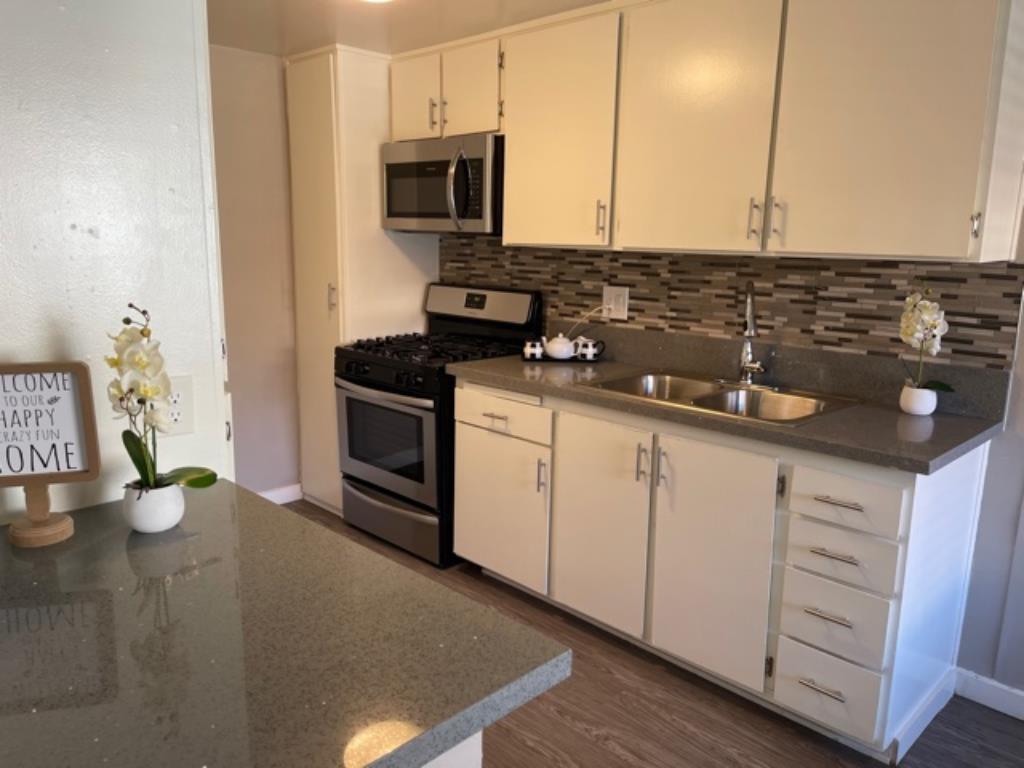 Apartment For Rent In Costa Mesa Ca 92627 1 Bed 1 Bath