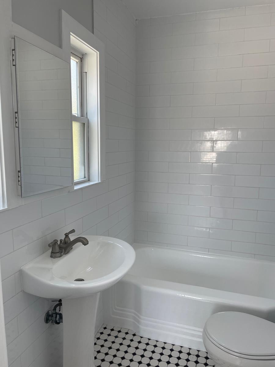 Apartment for rent in Huntington Park, CA 90255, 1 Bed, 1 Bath